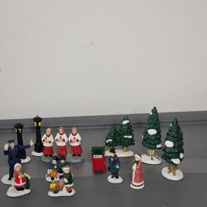 Mixed Lot Of 13 Ceramic Mini Christmas Figures‎ Holiday Town